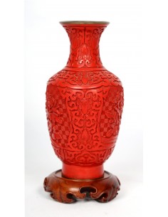 Jarrón de Laca de Cinabrio. 2