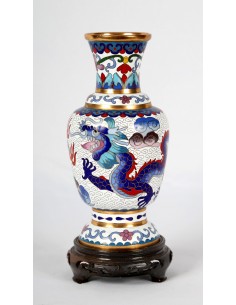 Jarrón de Cloisonné.