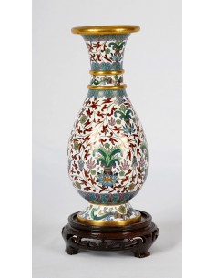 Jarrón de Cloisonné.